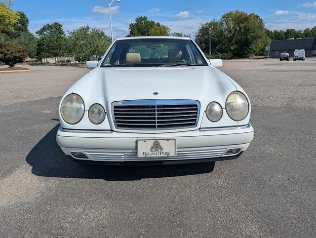 1997 Mercedes-Benz W124 E-Class - Image 8 of 20