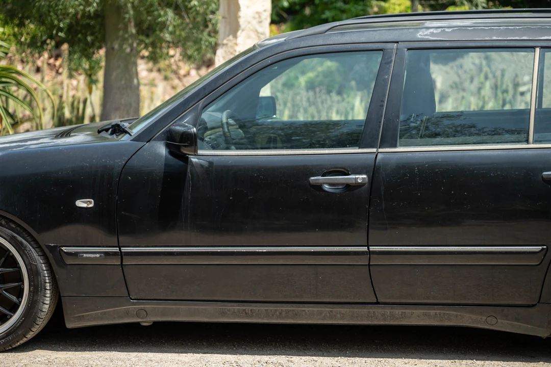 1997 Mercedes-Benz W210 E-Class - Image 25 of 31