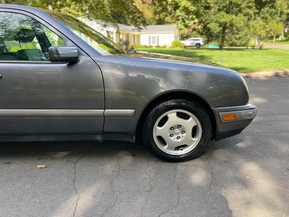 1997 Mercedes-Benz W210 E-Class - Image 11 of 21