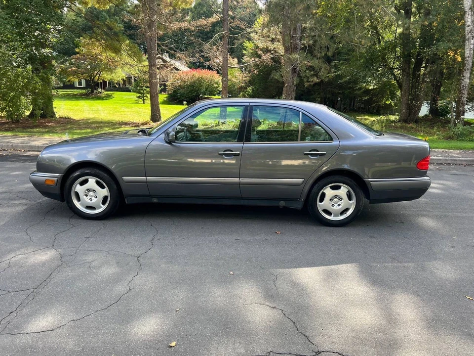 1997 Mercedes-Benz W210 E-Class - Image 4 of 21