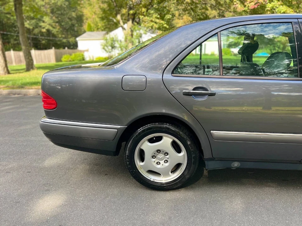 1997 Mercedes-Benz W210 E-Class - Image 12 of 21