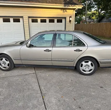 1997 Mercedes-Benz E420