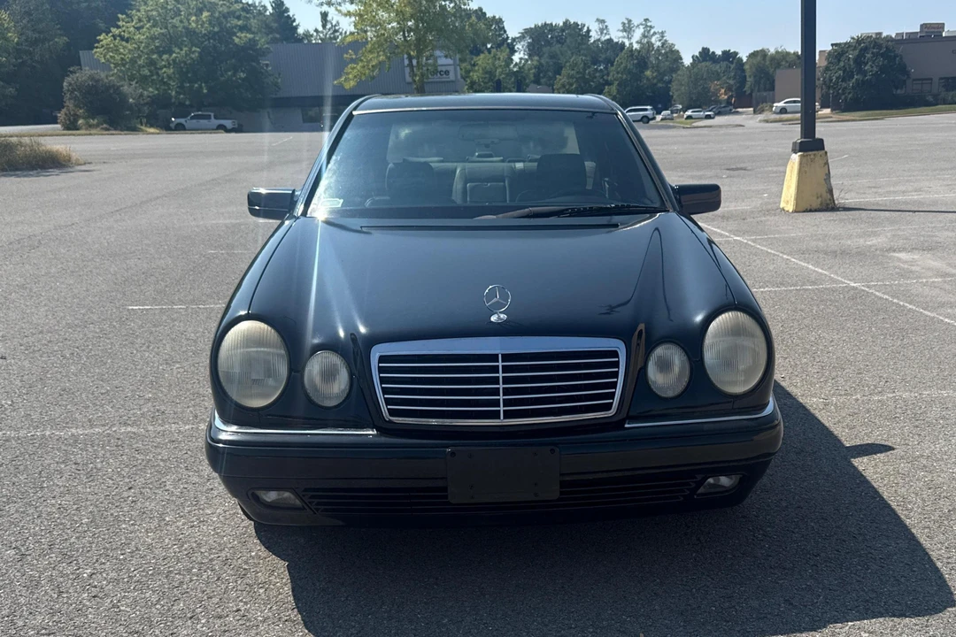 1997 Mercedes-Benz W210 E-Class - Image 2 of 31