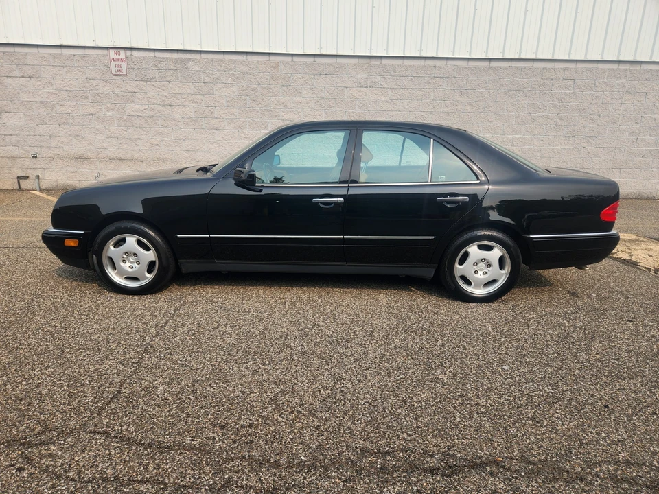1997 Mercedes-Benz W210 E-Class - Image 3 of 31