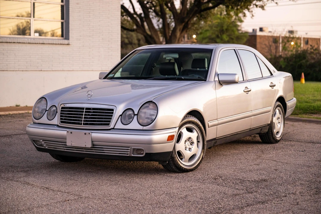 1997 Mercedes-Benz W210 E-Class - Image 2 of 31