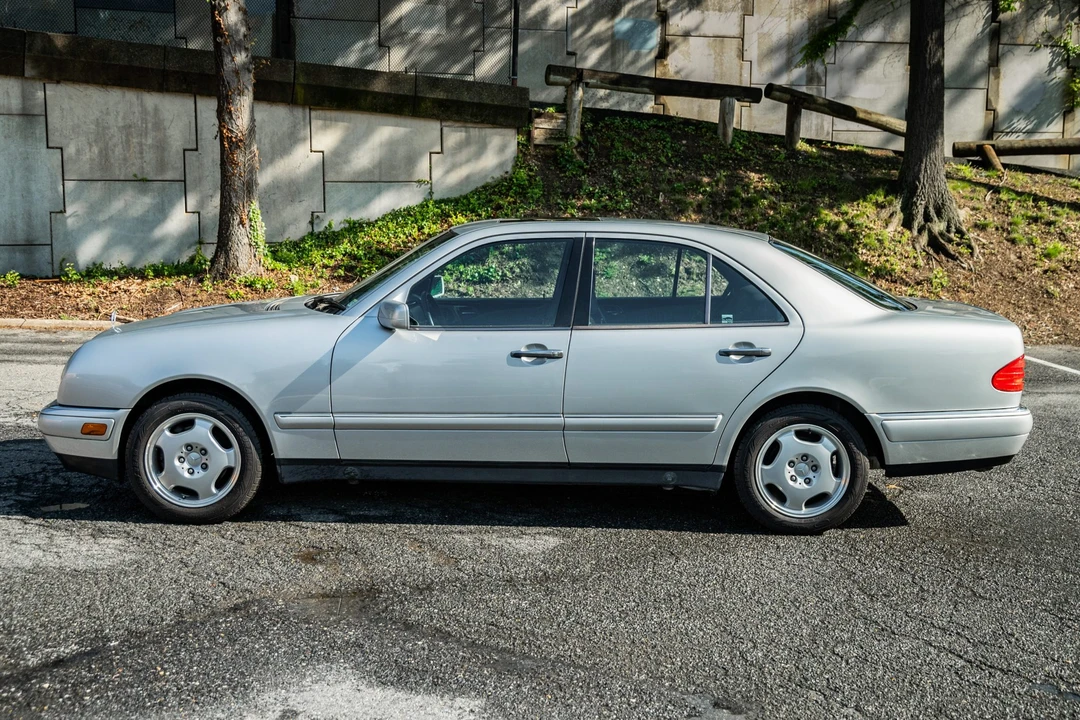 1997 Mercedes-Benz W210 E-Class - Image 9 of 31