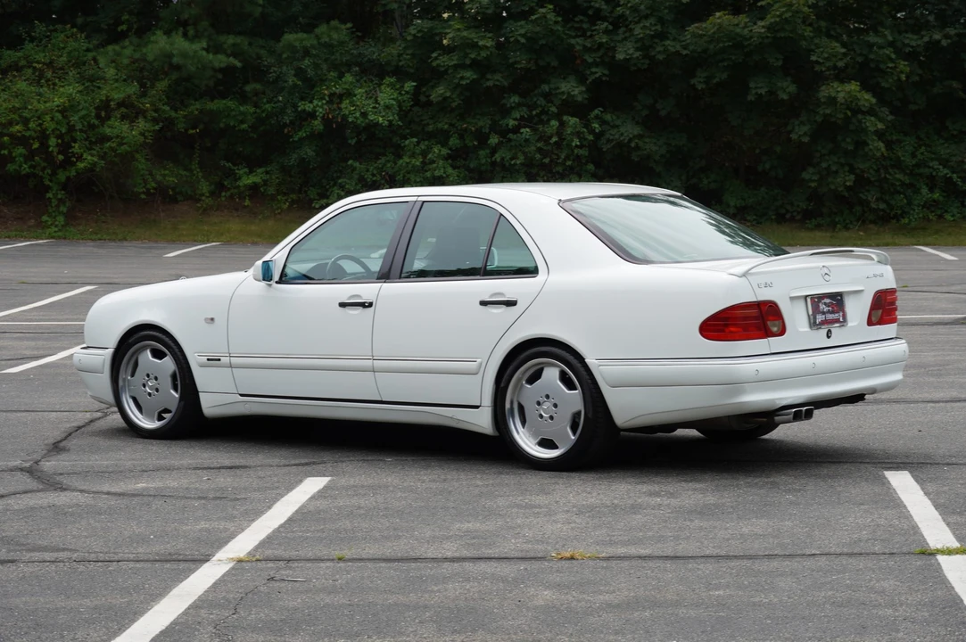 1997 Mercedes-Benz W210 E 36 & E 50 & E 55 & E 60 AMG - Image 23 of 31