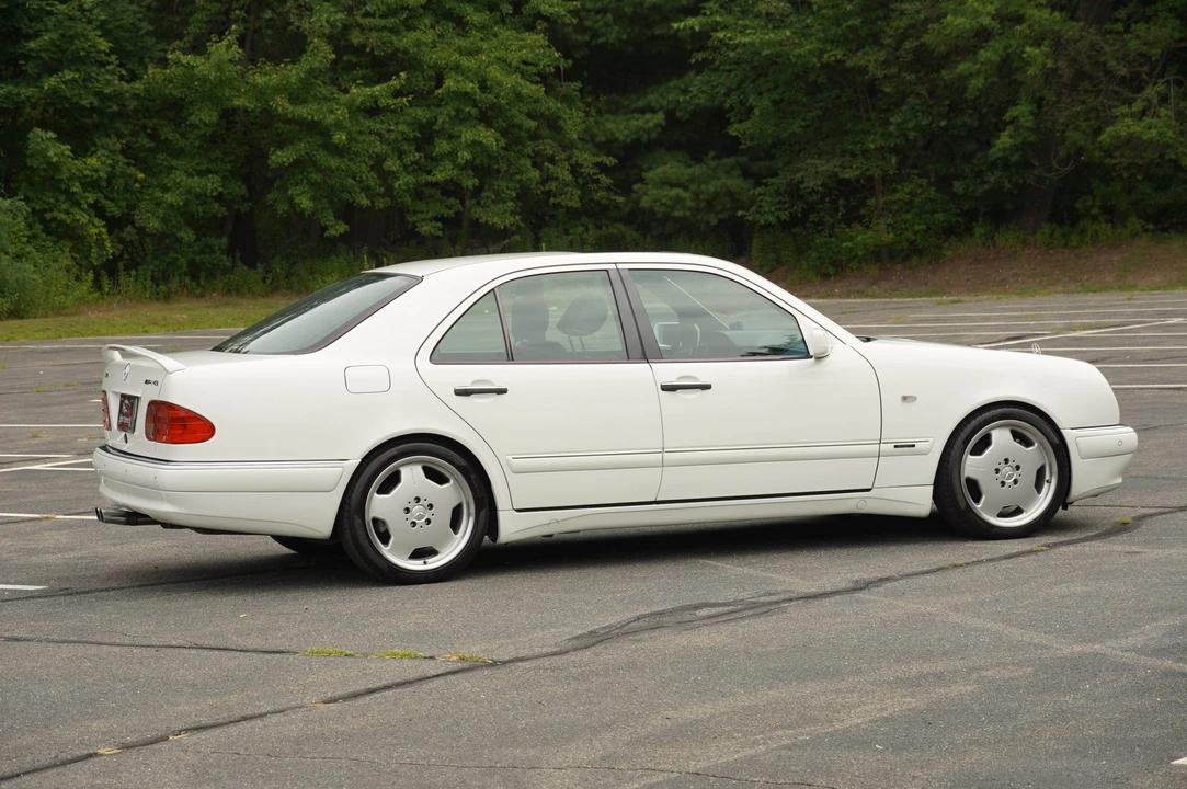 1997 Mercedes-Benz W210 E 36 & E 50 & E 55 & E 60 AMG - Image 13 of 31