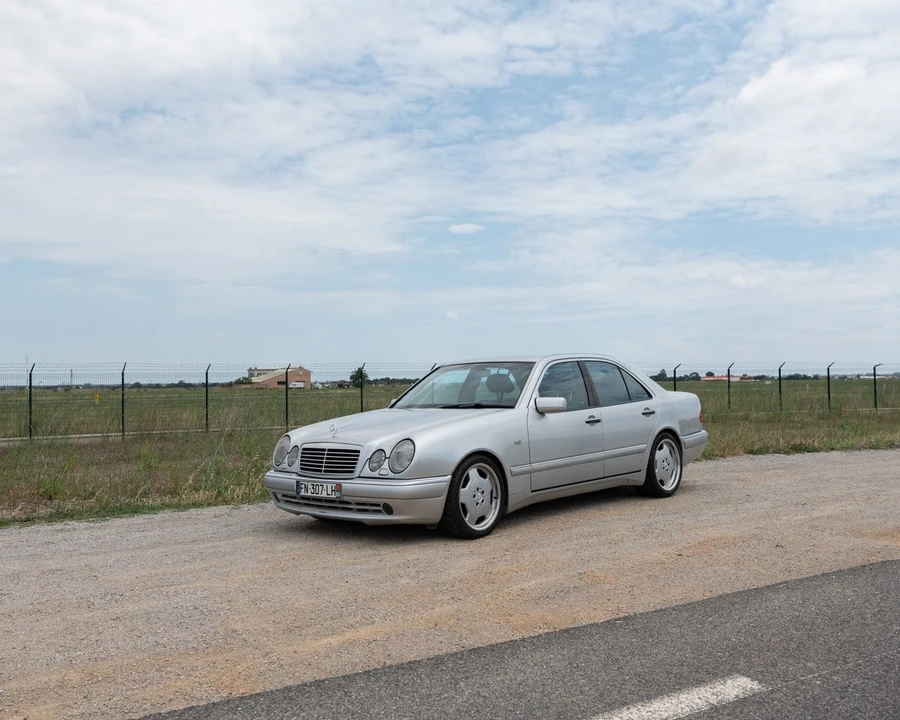 1997 Mercedes-Benz W210 E 36 & E 50 & E 55 & E 60 AMG - Image 5 of 30