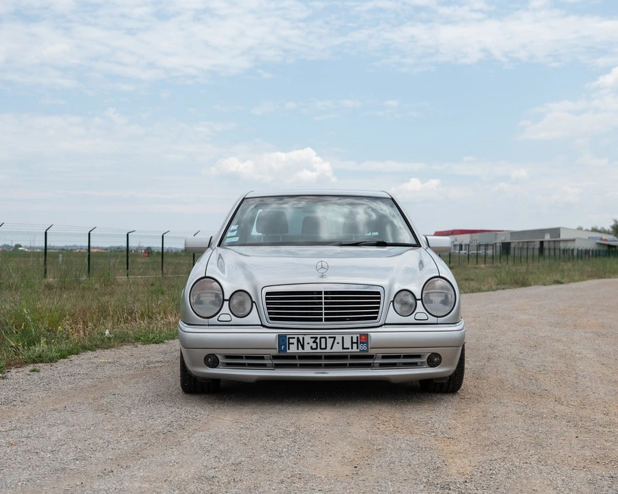 1997 Mercedes-Benz W210 E 36 & E 50 & E 55 & E 60 AMG - Image 3 of 30