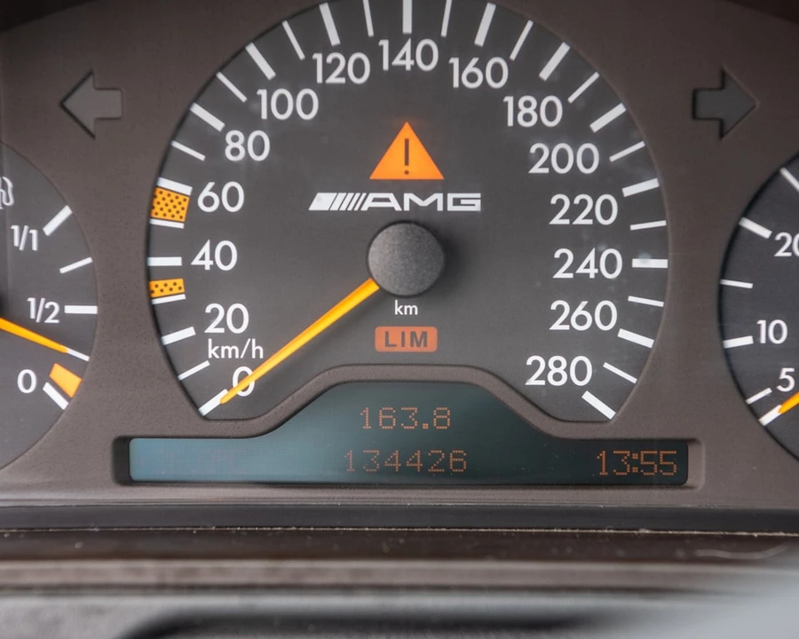 1997 Mercedes-Benz W210 E 36 & E 50 & E 55 & E 60 AMG - Image 28 of 30