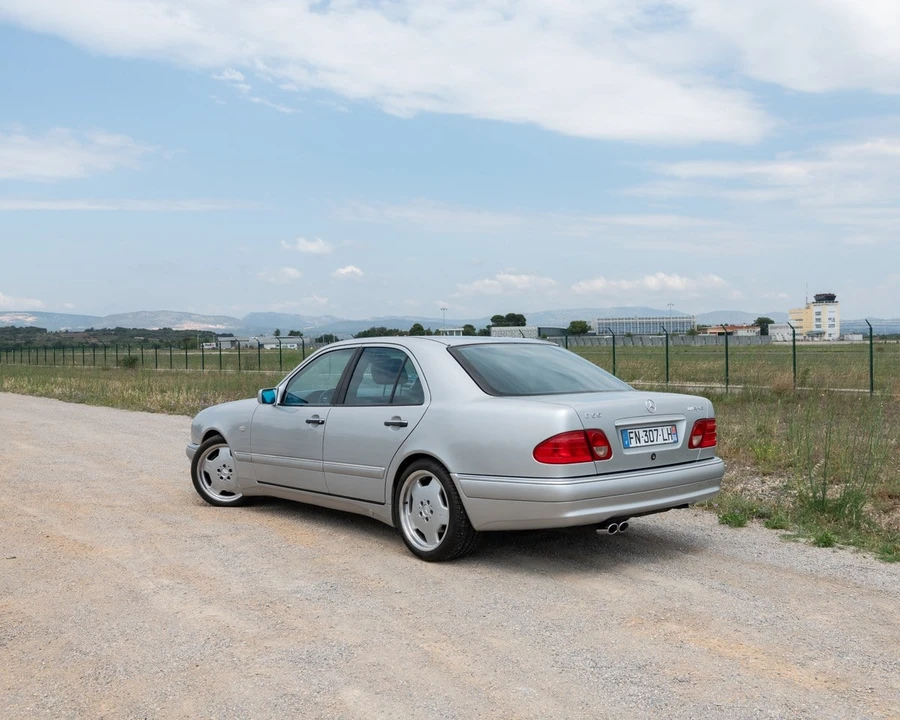 1997 Mercedes-Benz W210 E 36 & E 50 & E 55 & E 60 AMG - Image 10 of 30