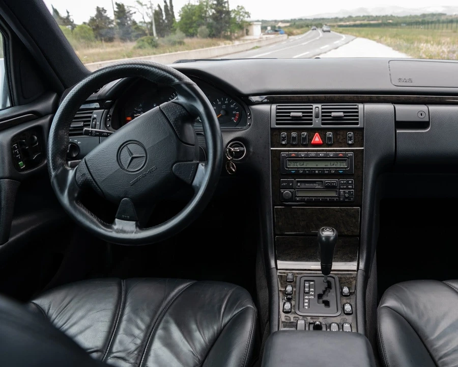 1997 Mercedes-Benz W210 E 36 & E 50 & E 55 & E 60 AMG - Image 24 of 30