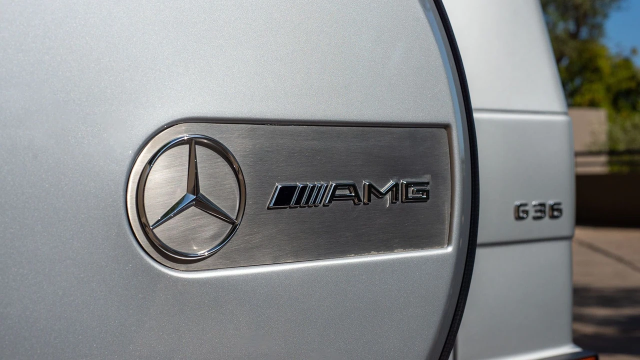 1997 Mercedes-Benz W463 G 36 & G 55 & G 63 & G 65 AMG 1st Gen - Image 19 of 31