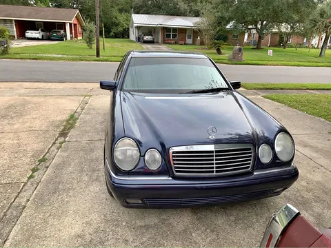 1997 Mercedes-Benz E400