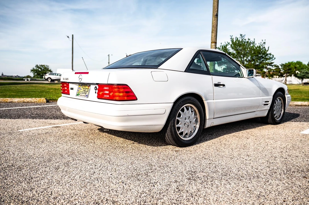 1997 Mercedes-Benz R129 SL-Class - Image 8 of 31