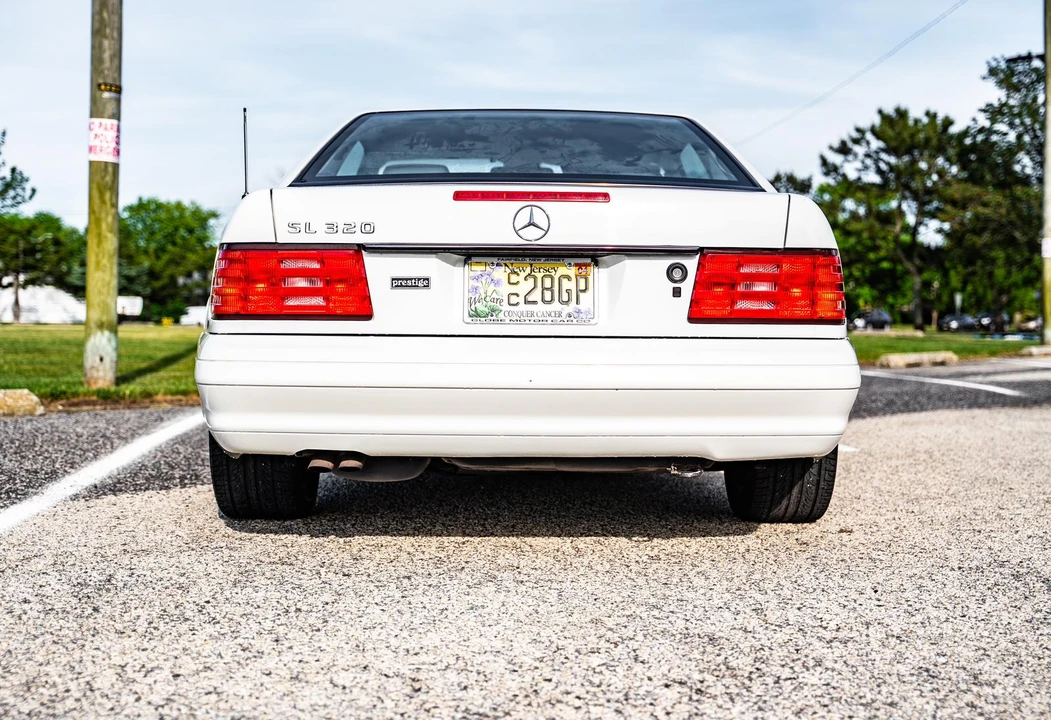 1997 Mercedes-Benz R129 SL-Class - Image 6 of 31