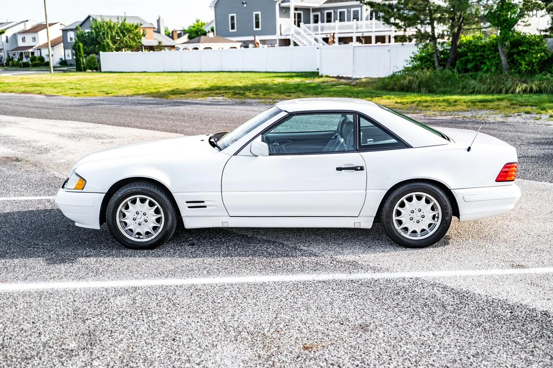 1997 Mercedes-Benz R129 SL-Class - Image 13 of 31