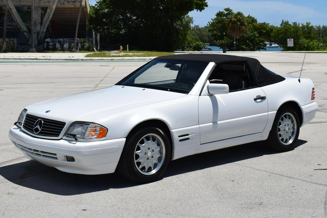 1997 Mercedes-Benz R129 SL-Class - Image 10 of 31