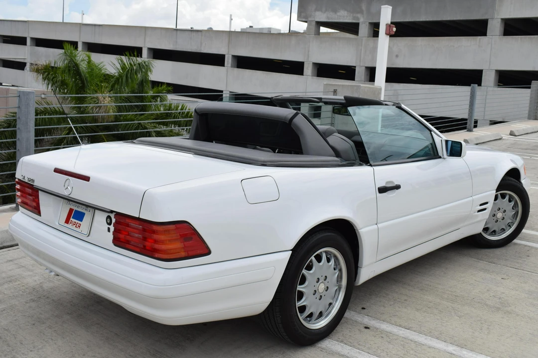 1997 Mercedes-Benz R129 SL-Class - Image 4 of 31