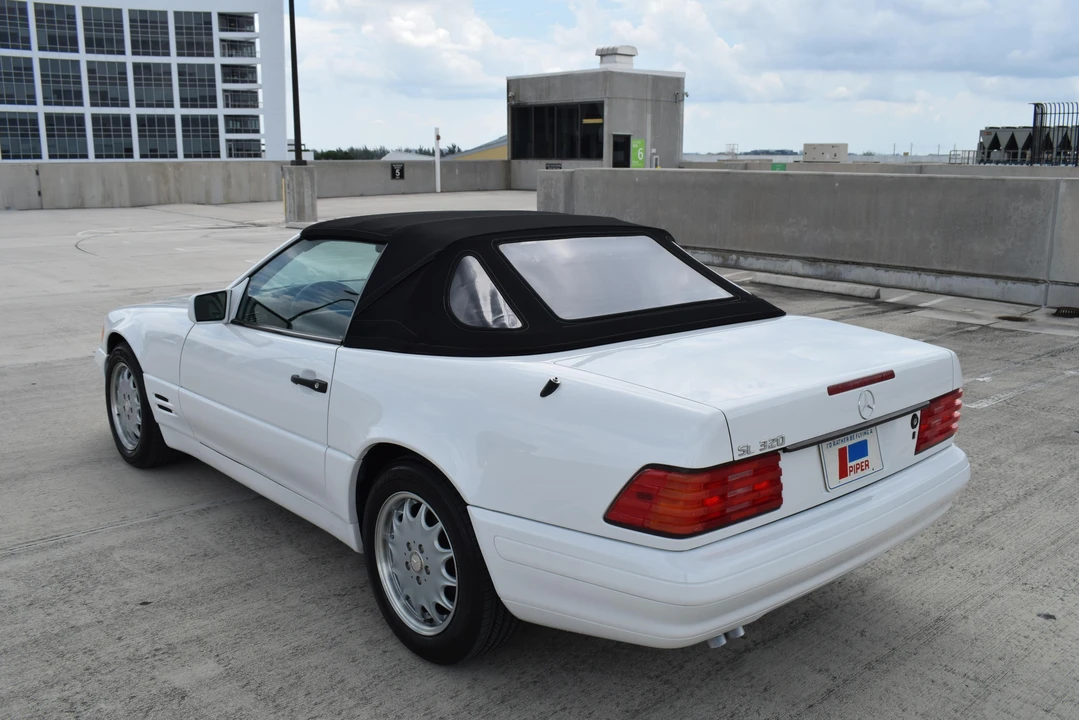 1997 Mercedes-Benz R129 SL-Class - Image 15 of 31