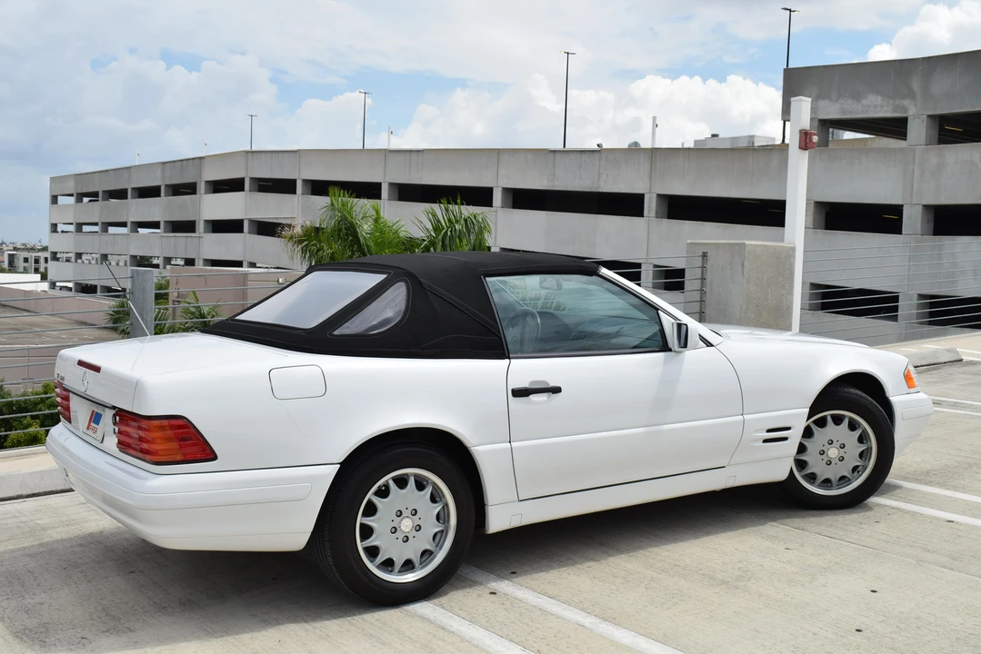 1997 Mercedes-Benz R129 SL-Class - Image 24 of 31