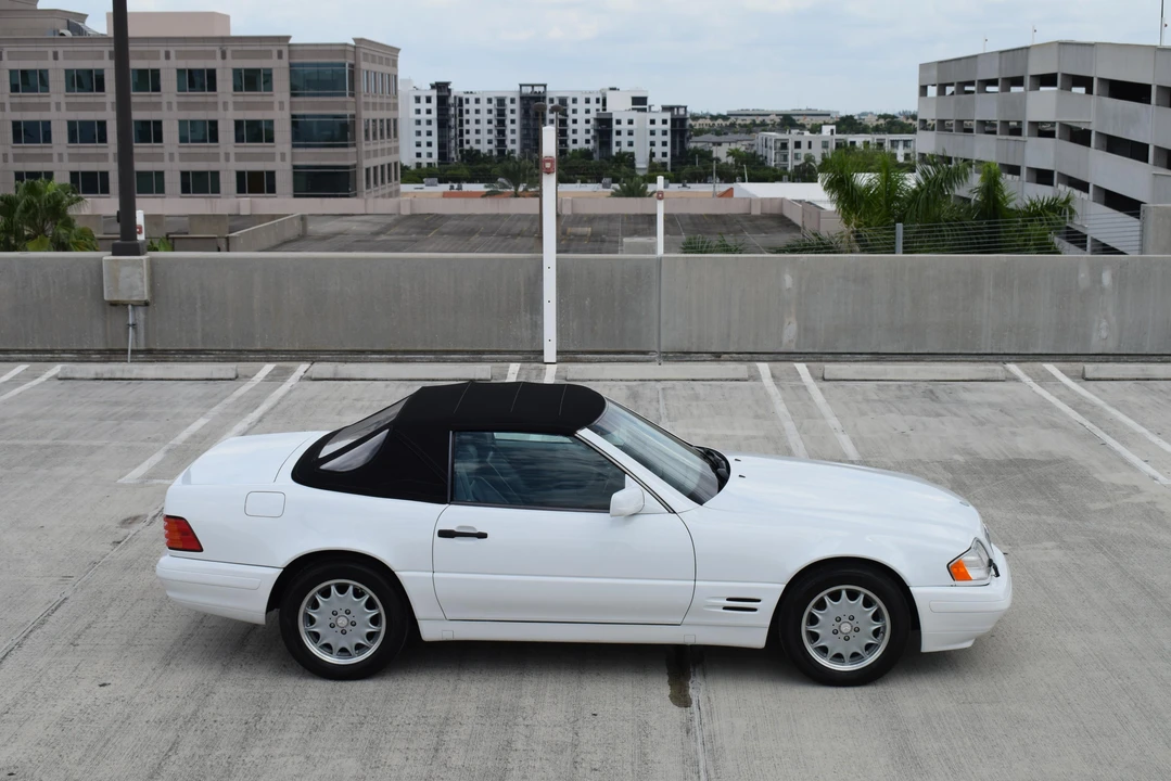 1997 Mercedes-Benz R129 SL-Class - Image 25 of 31