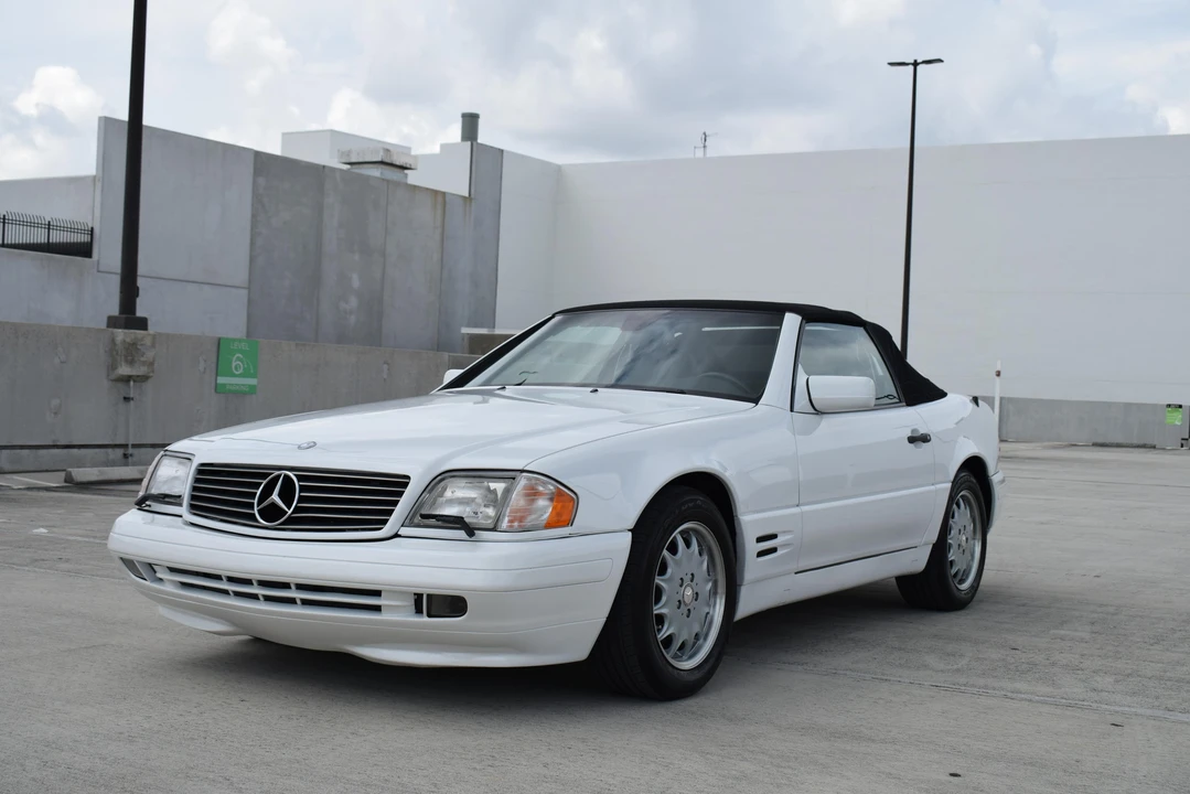 1997 Mercedes-Benz R129 SL-Class - Image 8 of 31