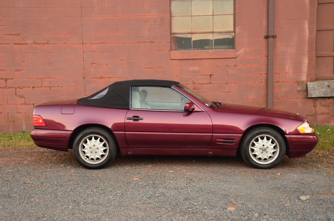 1997 Mercedes-Benz R129 SL-Class - Image 9 of 31