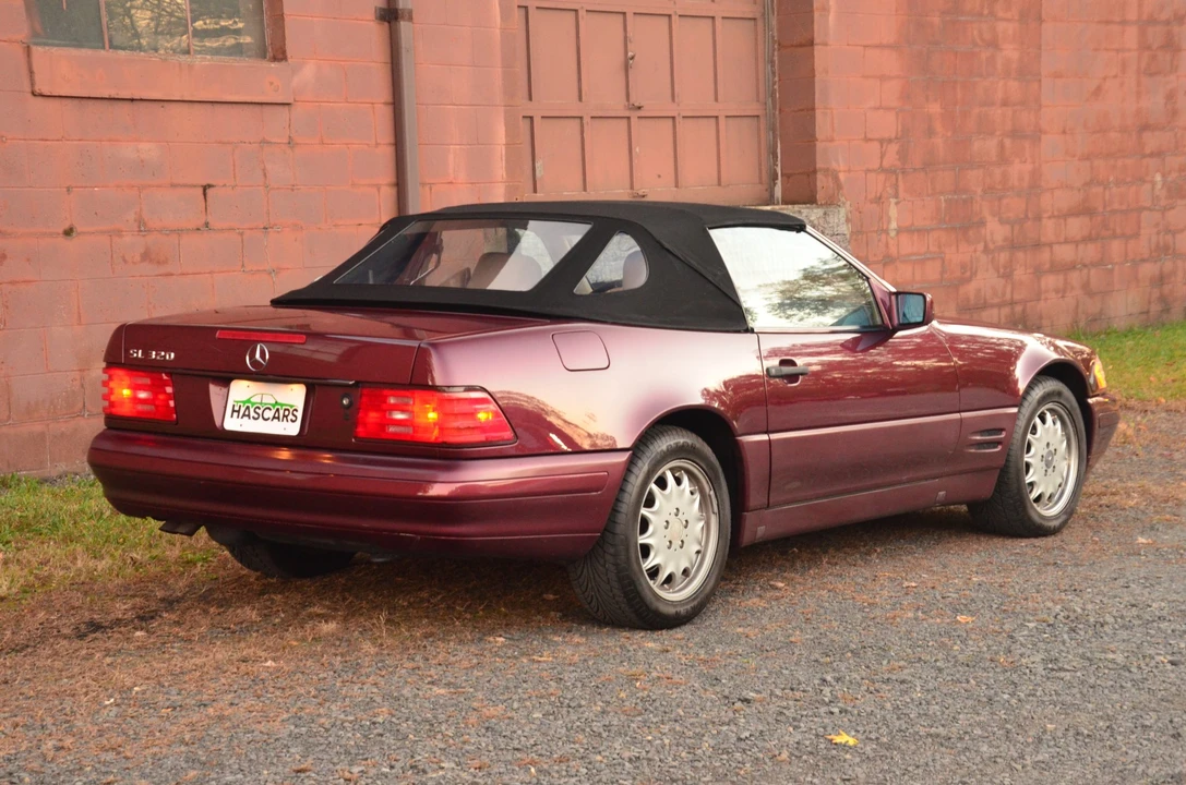 1997 Mercedes-Benz R129 SL-Class - Image 11 of 31