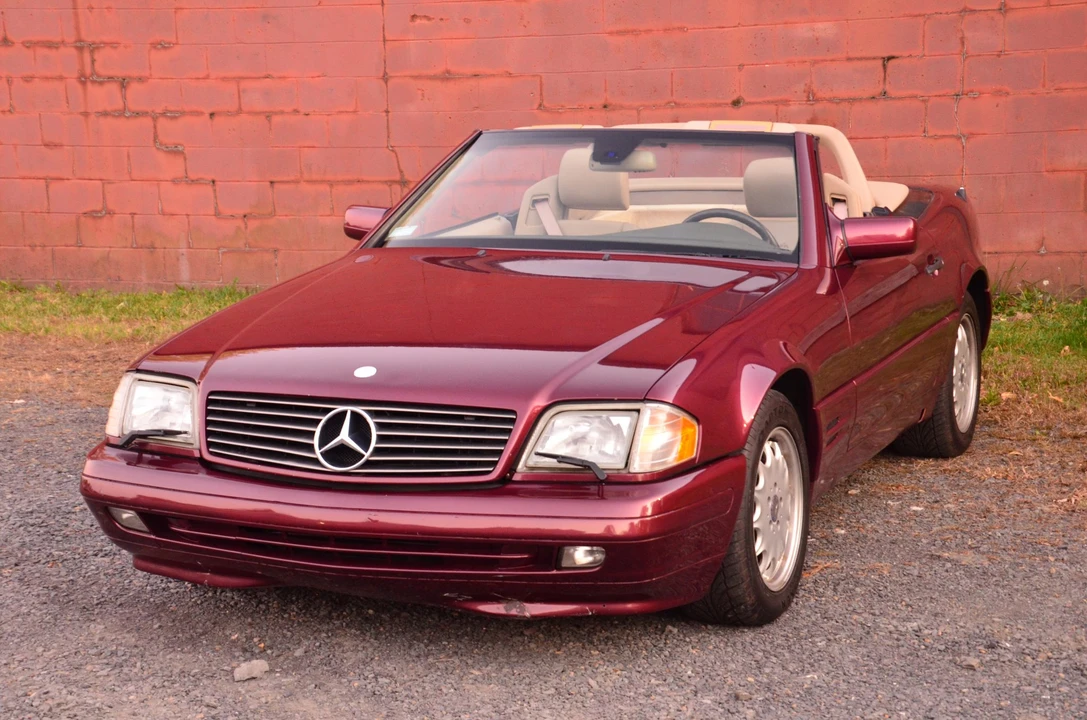 1997 Mercedes-Benz R129 SL-Class - Image 2 of 31