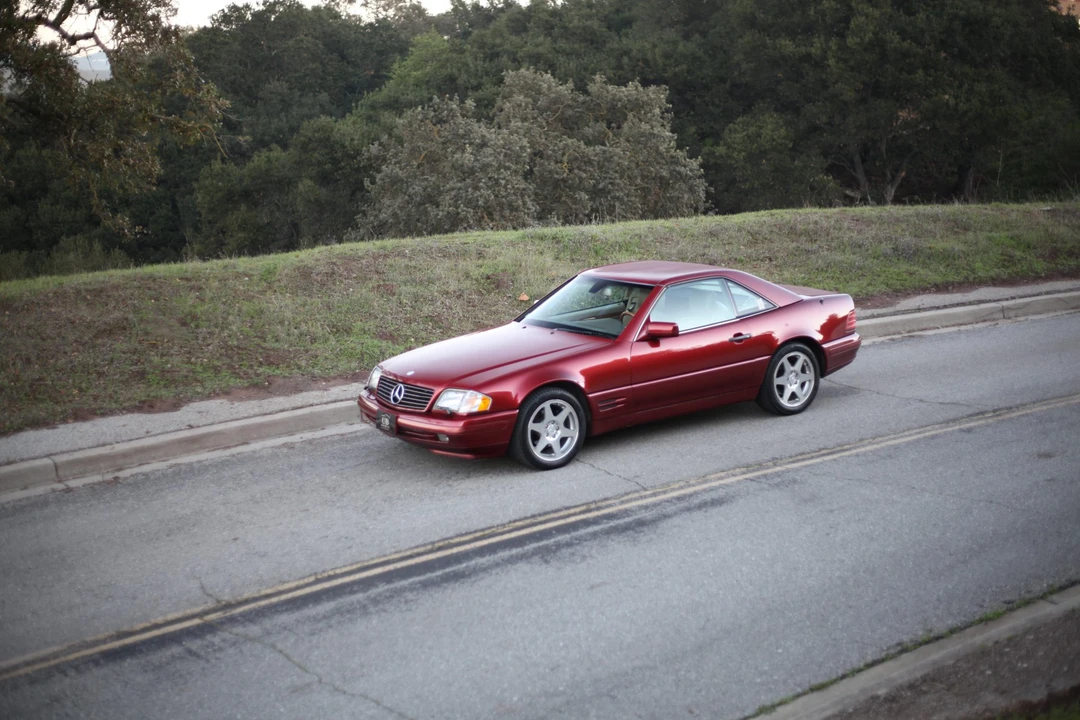 1997 Mercedes-Benz R129 SL-Class - Image 2 of 31