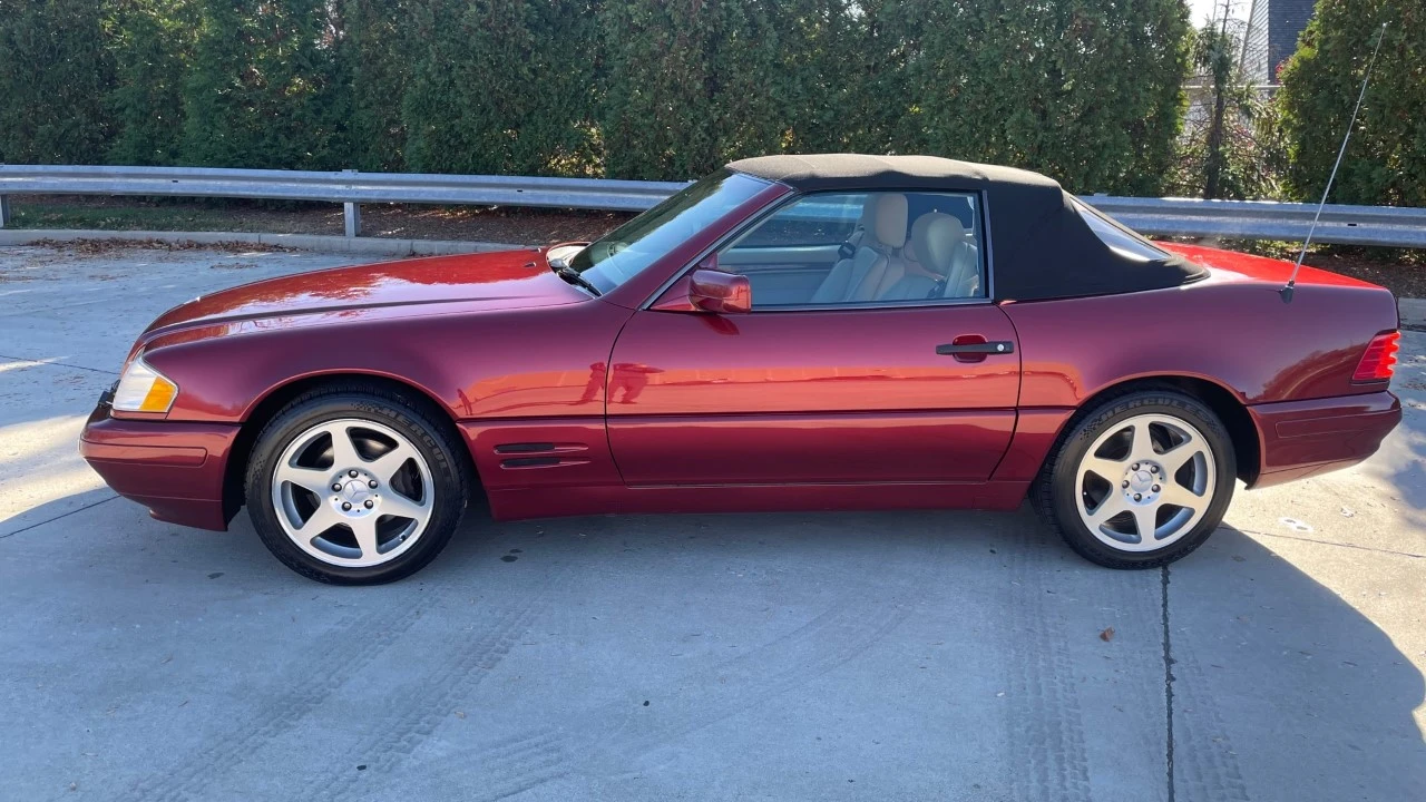 1997 Mercedes-Benz R129 SL-Class - Image 13 of 31