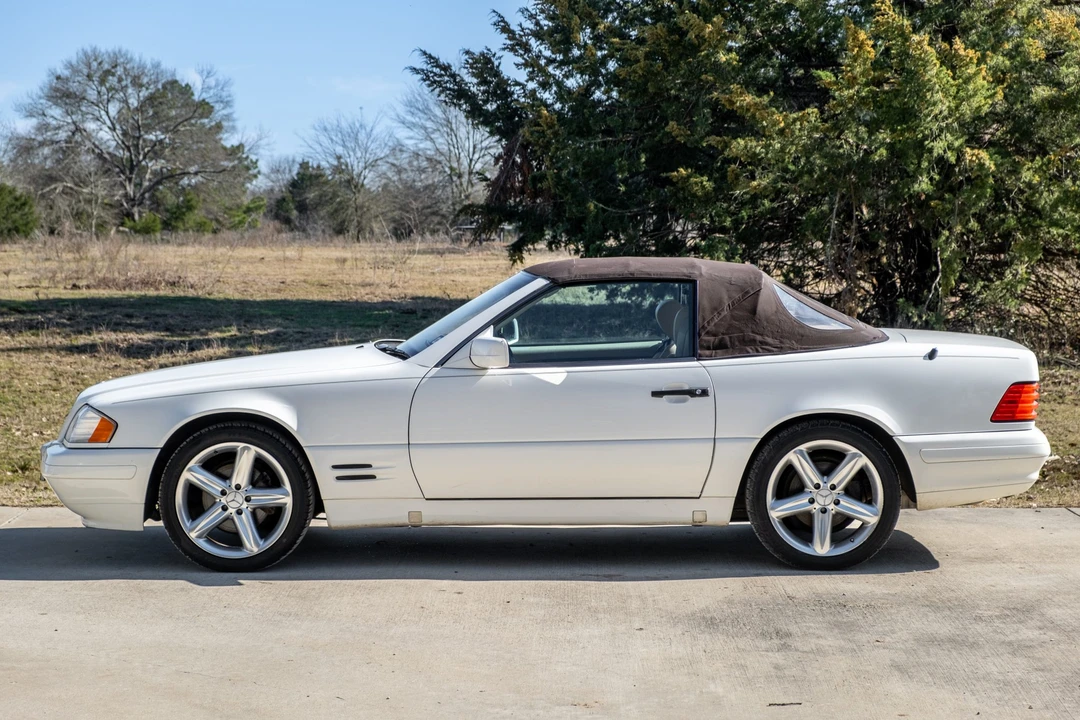 1997 Mercedes-Benz R129 SL-Class - Image 16 of 31