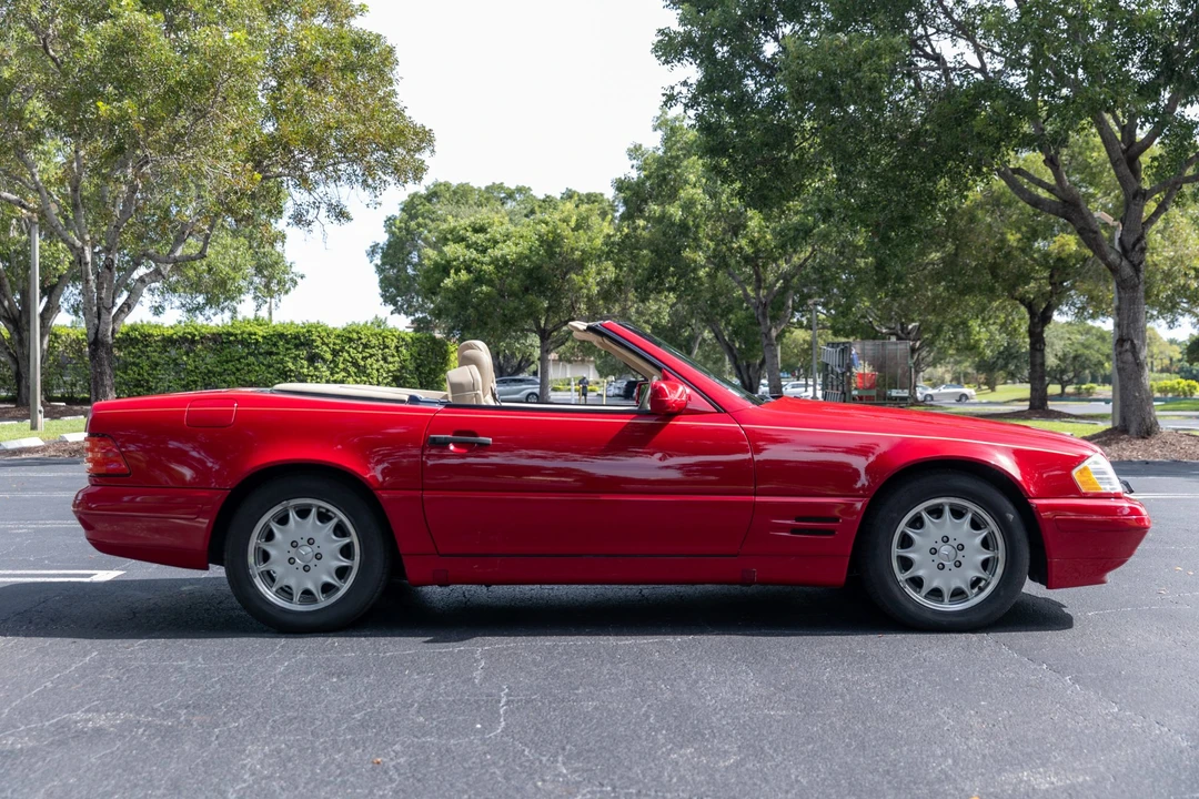 1997 Mercedes-Benz R129 SL-Class - Image 4 of 31