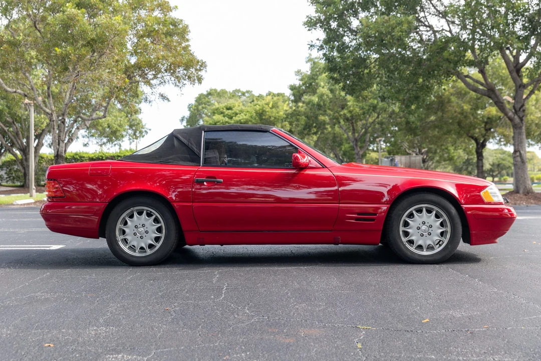 1997 Mercedes-Benz R129 SL-Class - Image 12 of 31