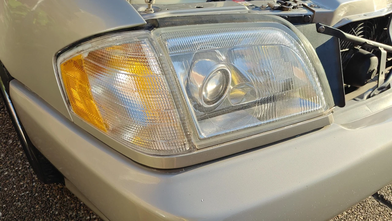 1997 Mercedes-Benz SL-Class - Image 26 of 31