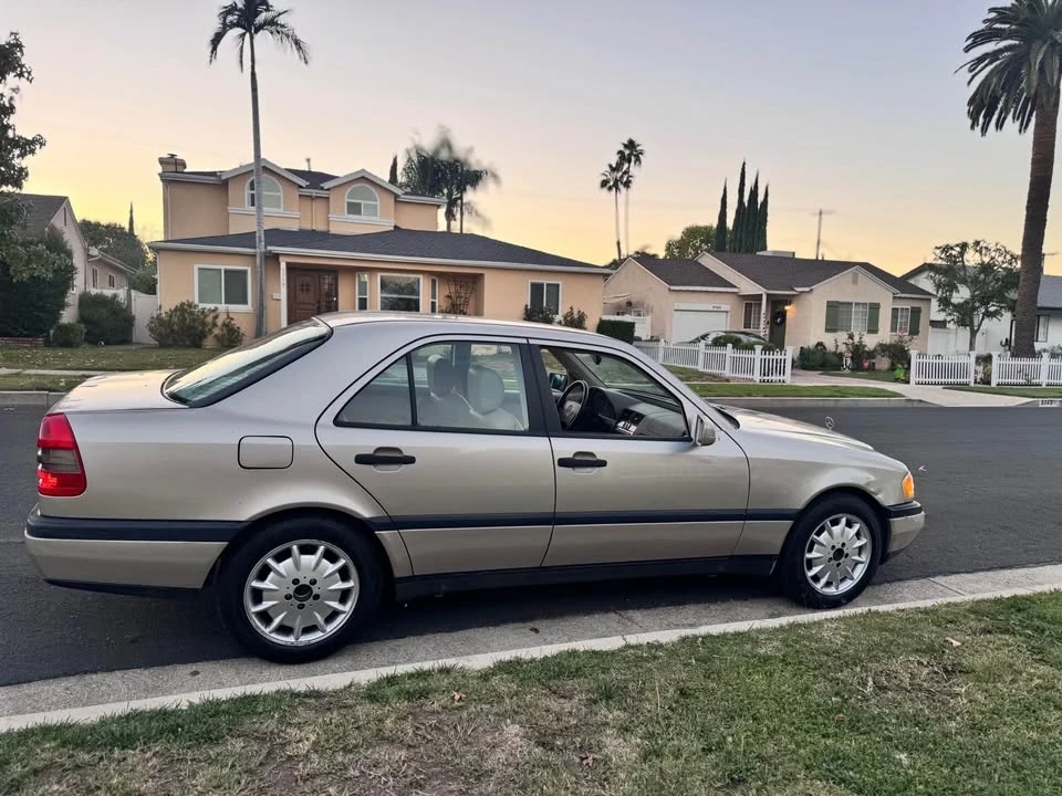 1997 Mercedes-Benz W202 C-Class - Image 5 of 17