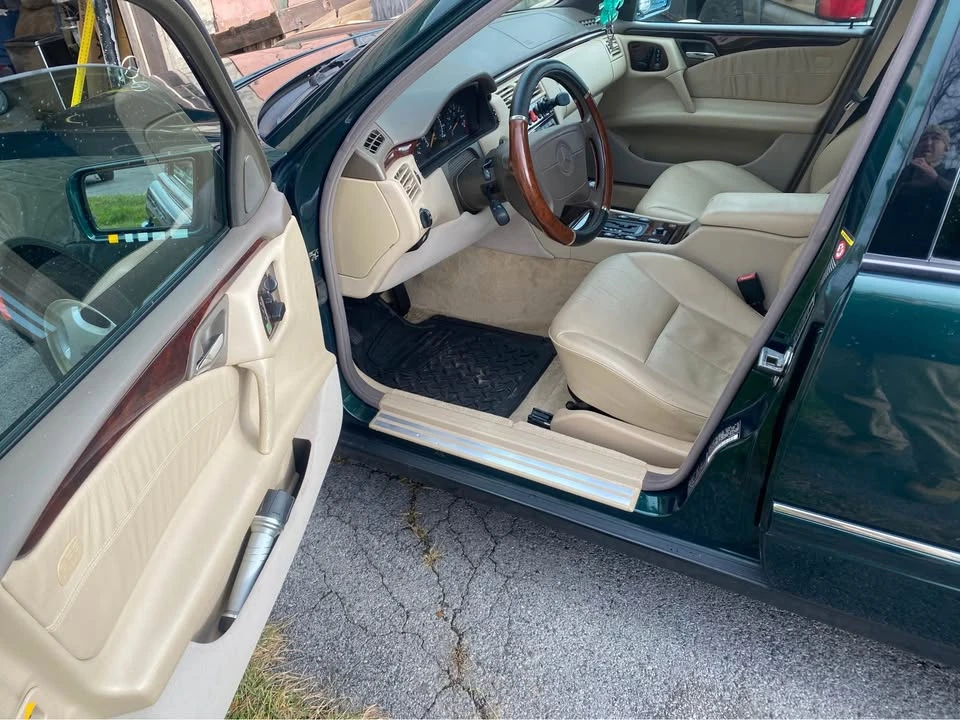 1997 Mercedes-Benz W210 E-Class - Image 2 of 10