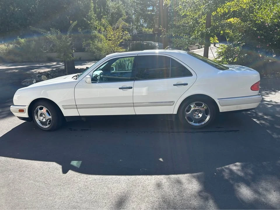 1997 Mercedes-Benz W210 E-Class - Image 2 of 10