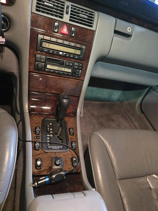 1997 Mercedes-Benz W210 E-Class - Image 9 of 11