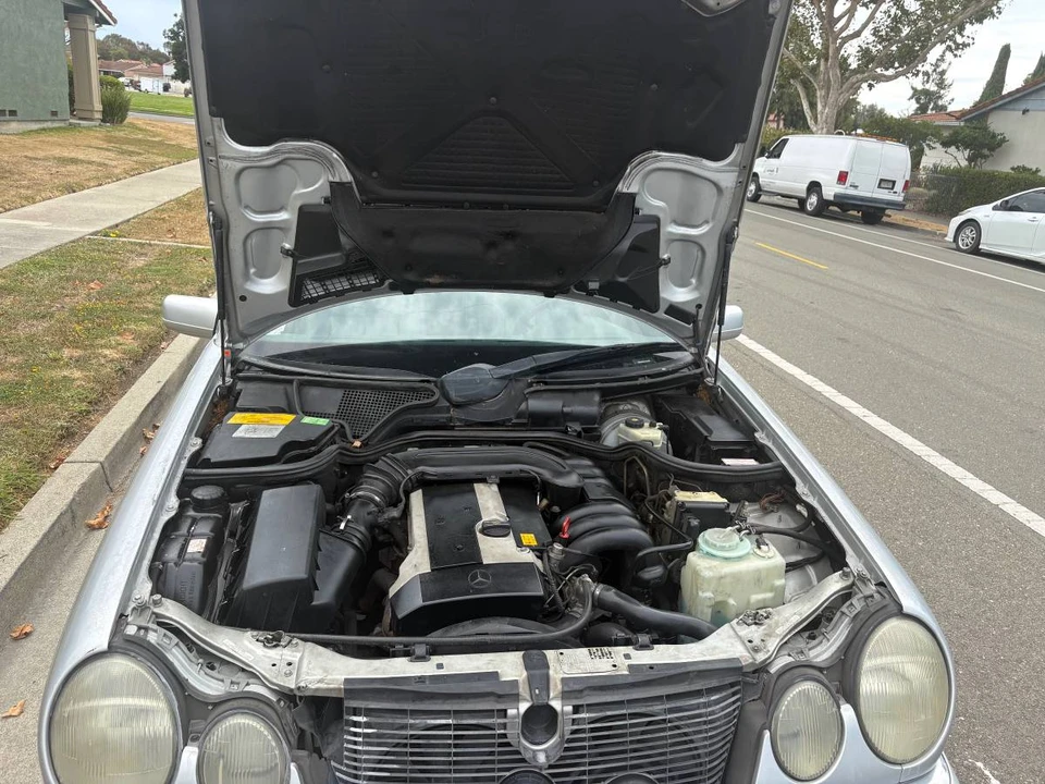 1997 Mercedes-Benz W124 E-Class - Image 10 of 16