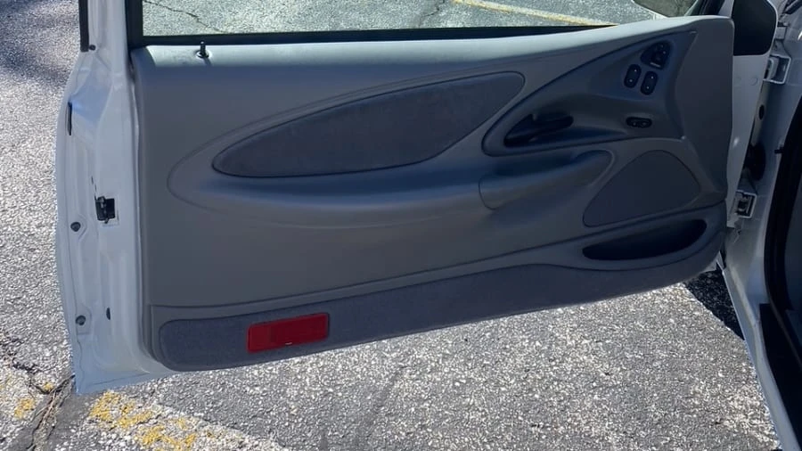 1997 Mercury Cougar 4th+ Gen - Image 4 of 14