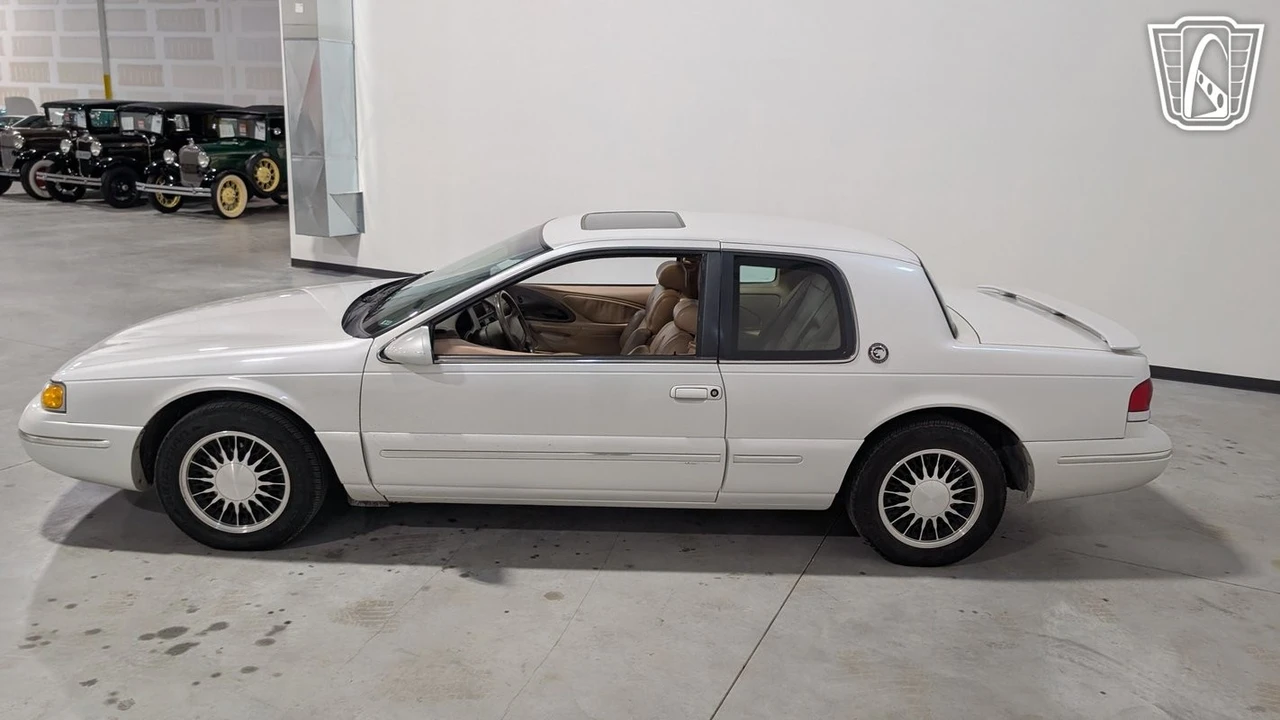 1997 Mercury Cougar 4th+ Gen - Image 6 of 12