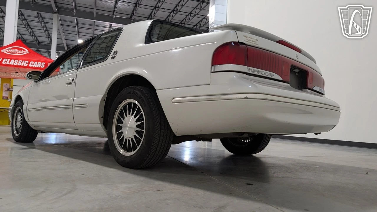 1997 Mercury Cougar 4th+ Gen - Image 11 of 12