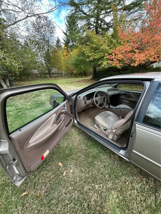 1997 Mercury Cougar 4th+ Gen - Image 9 of 14
