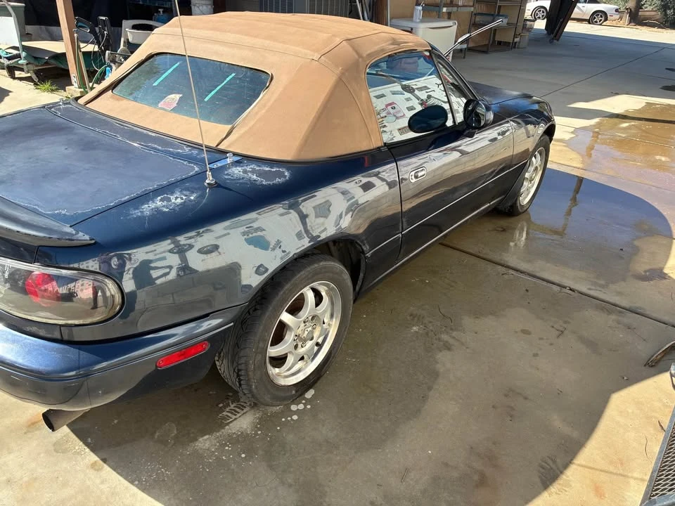 1997 Mazda NA MX-5 Miata - Image 2 of 10