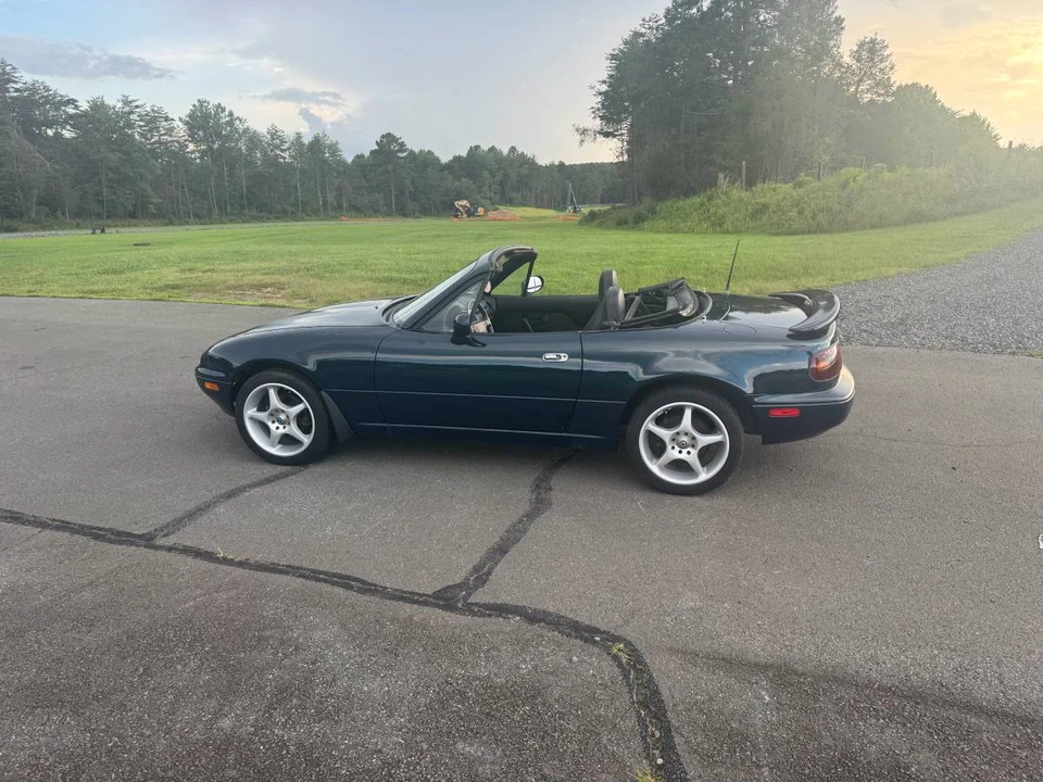 1997 Mazda NA MX-5 Miata - Image 3 of 7
