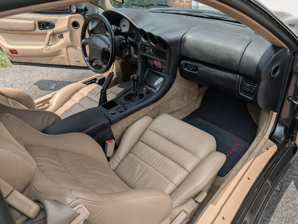 1997 Mitsubishi Galant - Image 26 of 31