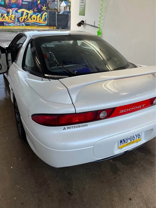 1997 Mitsubishi 3000GT - Image 8 of 21